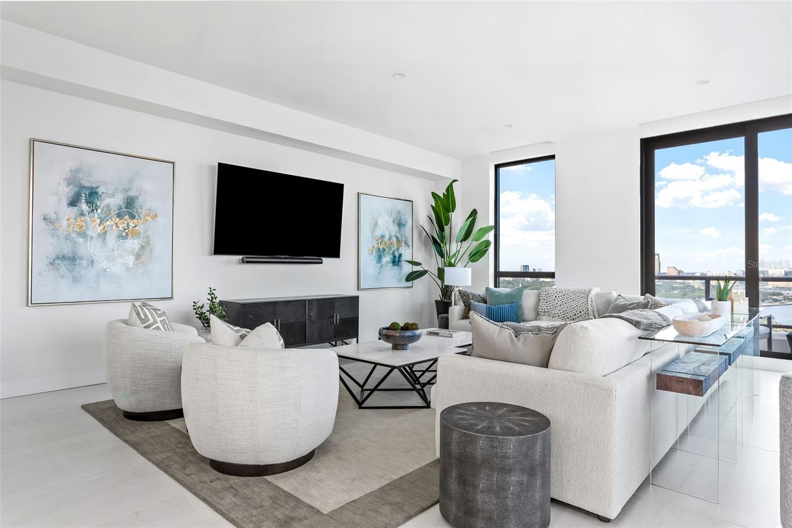 HYDE PARK HOUSE - Residential