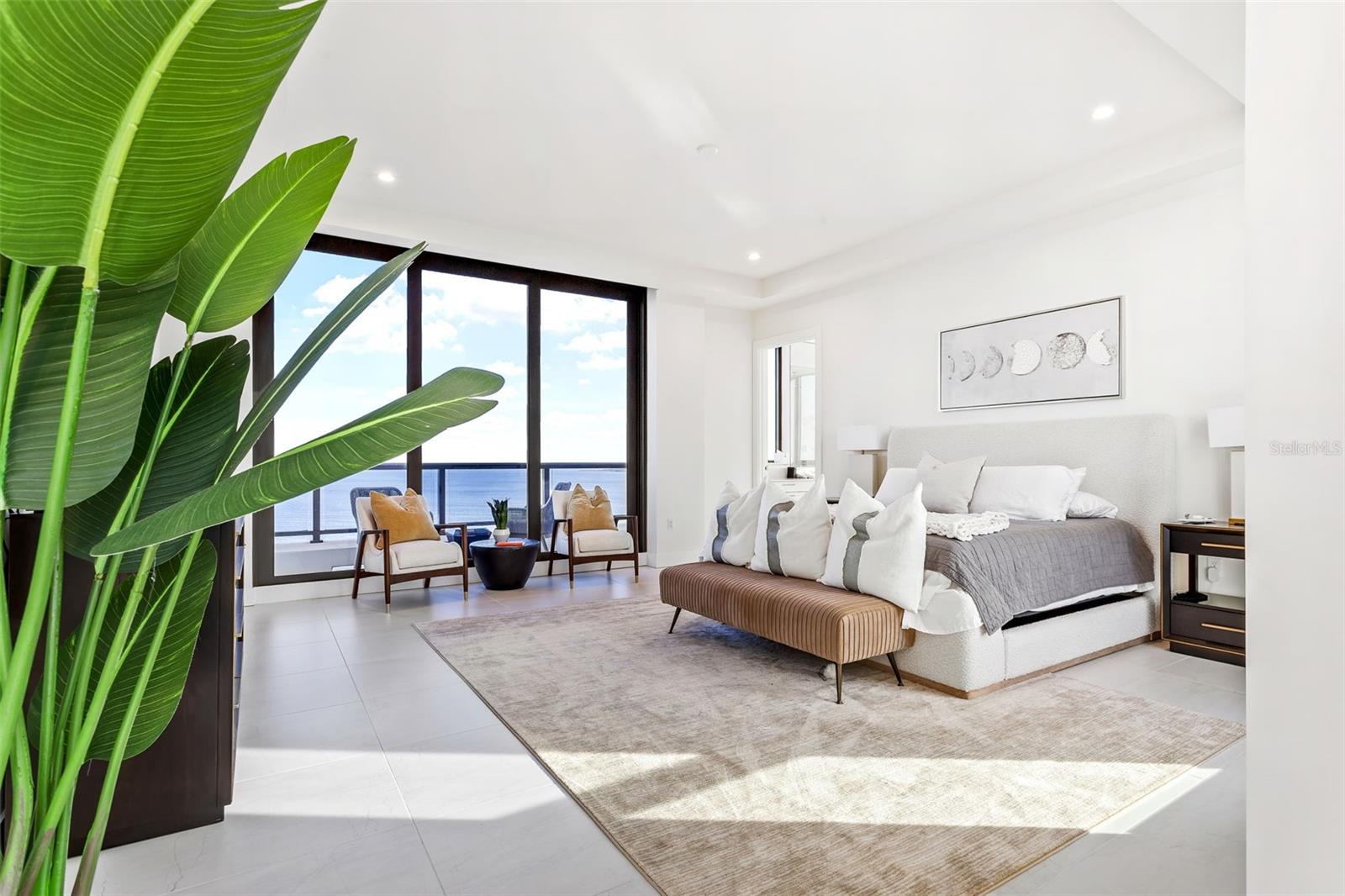 HYDE PARK HOUSE - Residential