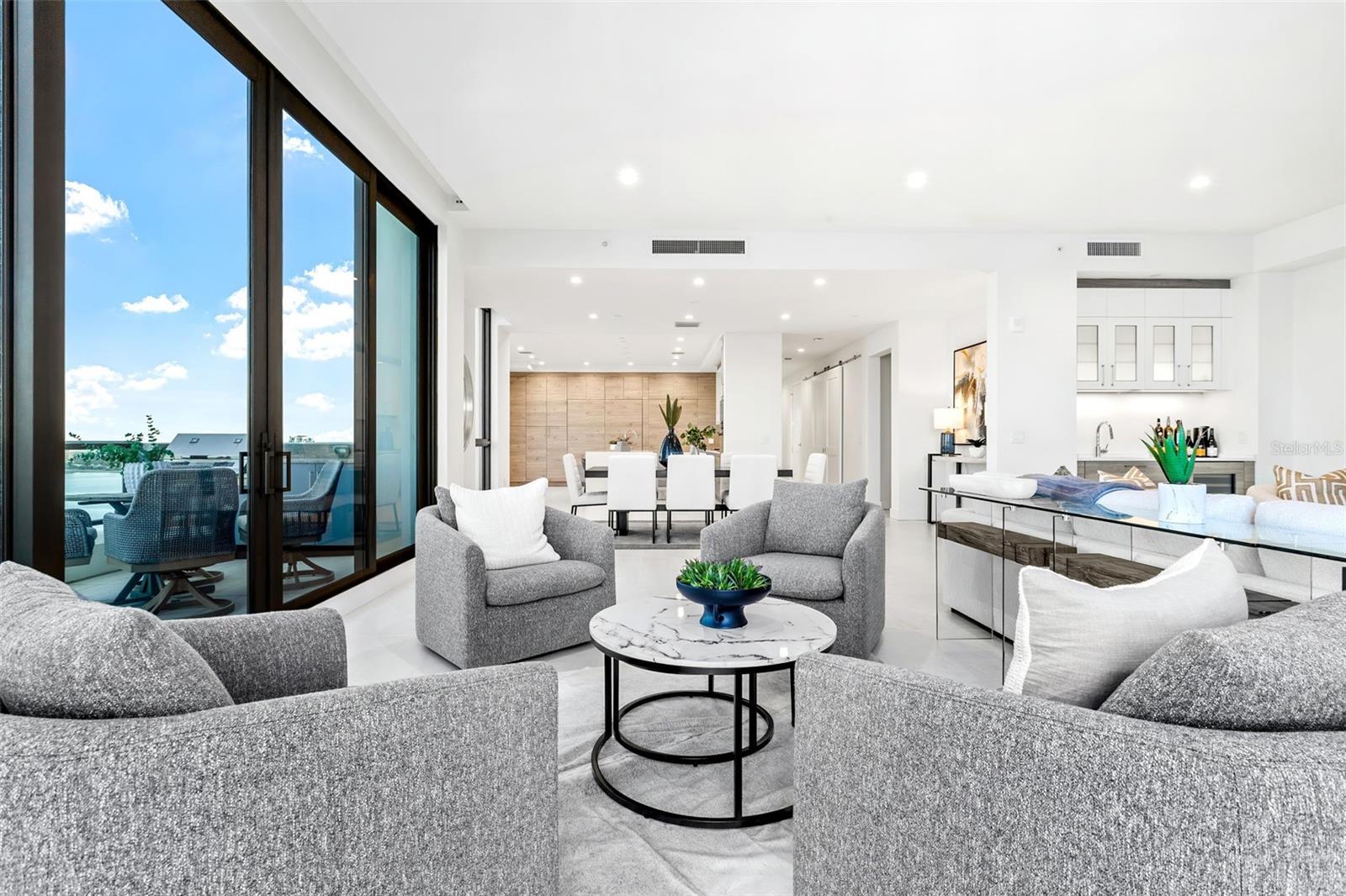 HYDE PARK HOUSE - Residential