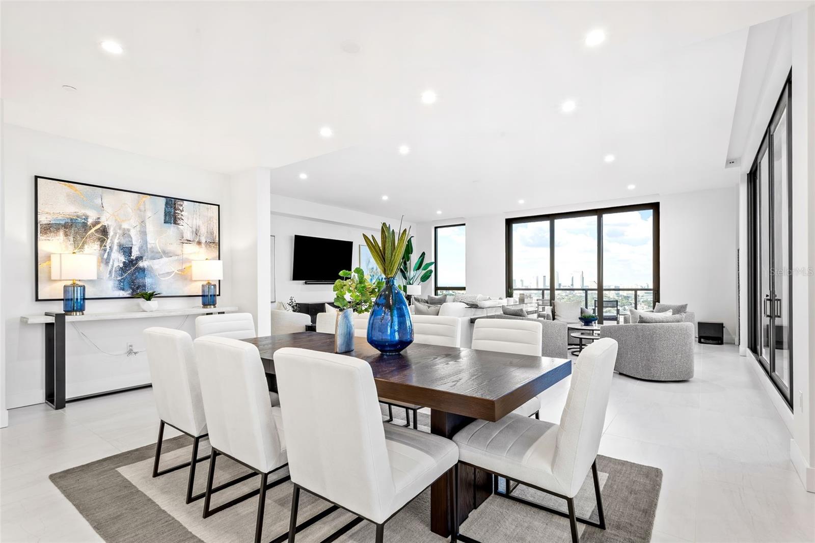 HYDE PARK HOUSE - Residential
