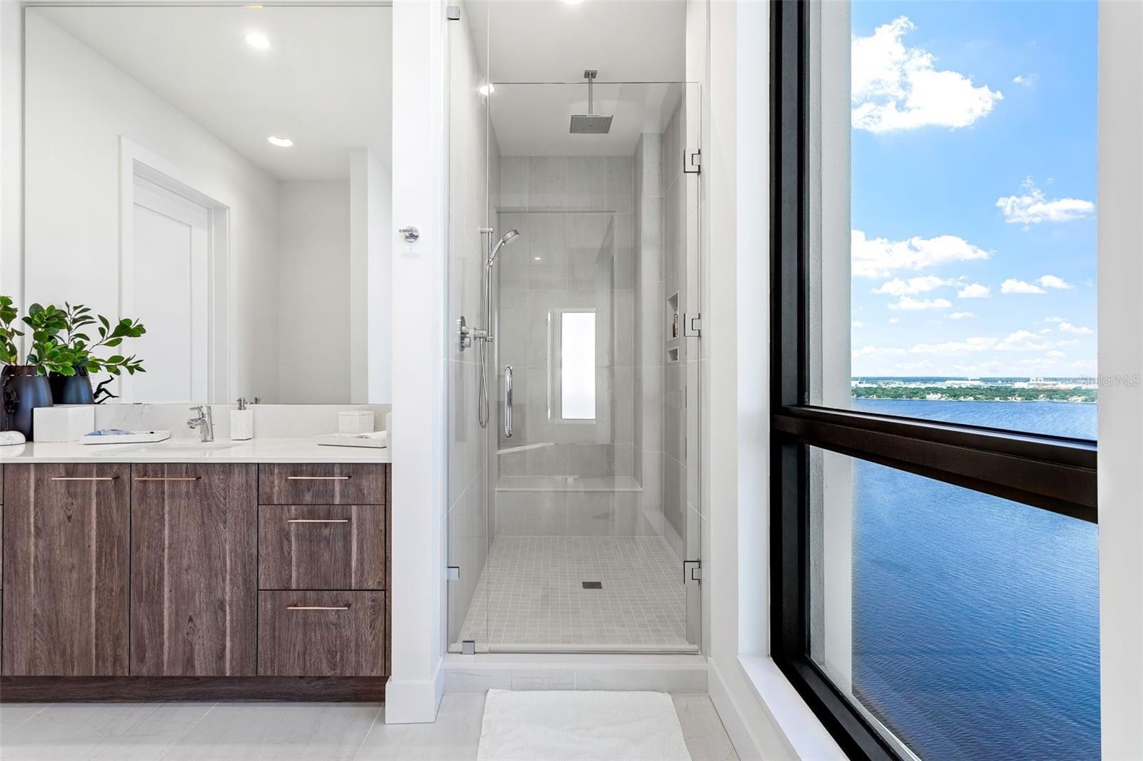 HYDE PARK HOUSE - Residential