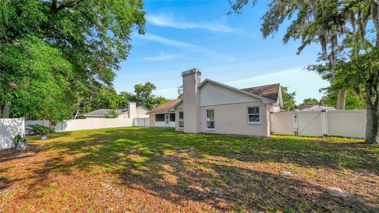 SHERWOOD LAKES - Residential