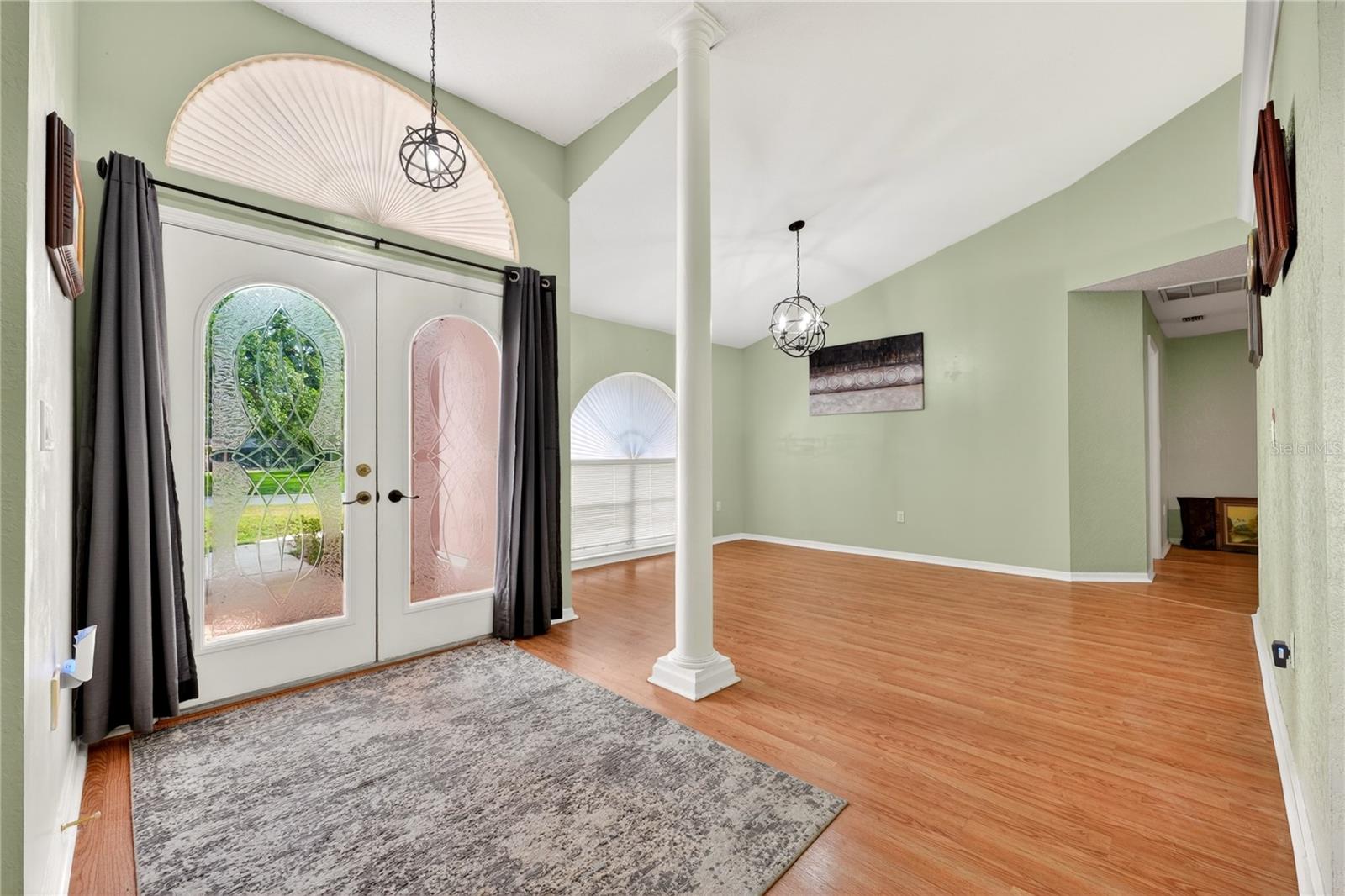 SHERWOOD LAKES - Residential
