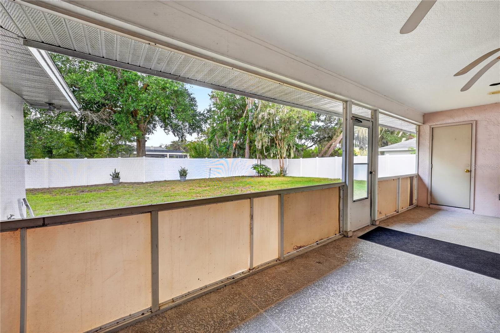 SHERWOOD LAKES - Residential