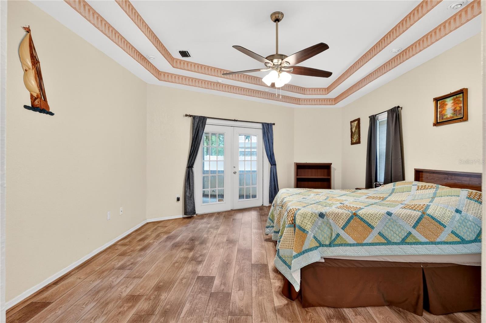 SHERWOOD LAKES - Residential