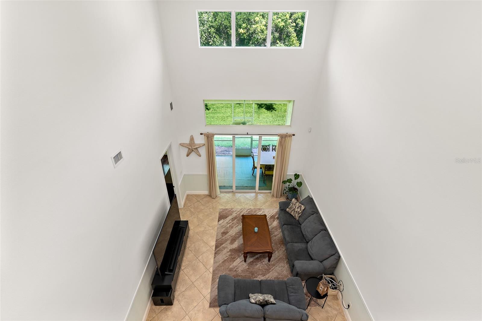 PERLAS DEL MAR CONDO - Residential