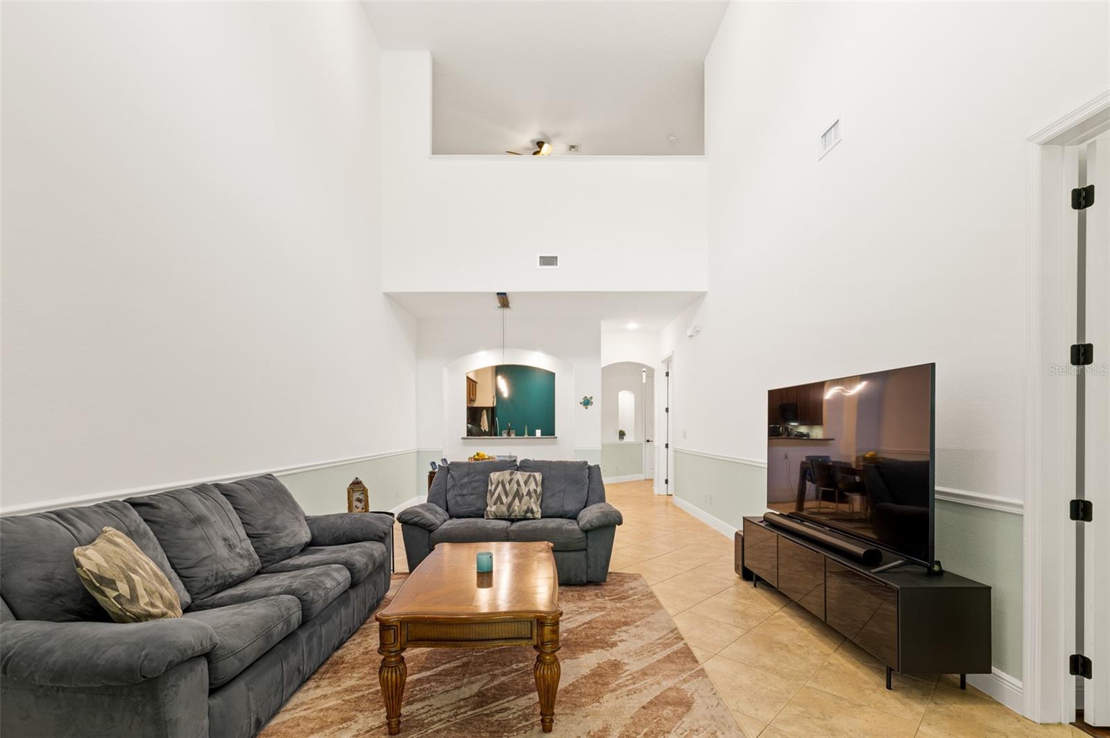 PERLAS DEL MAR CONDO - Residential