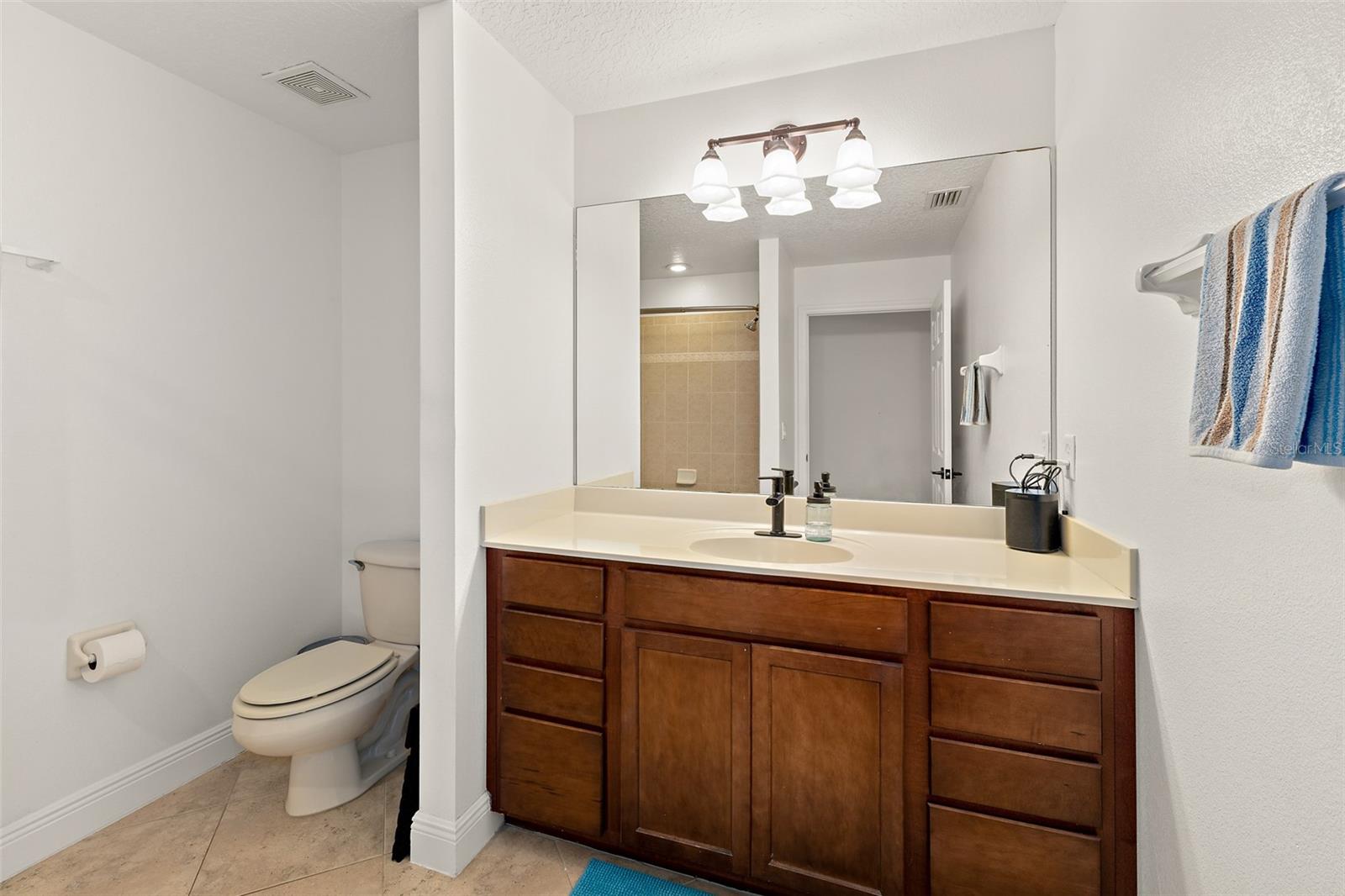 PERLAS DEL MAR CONDO - Residential