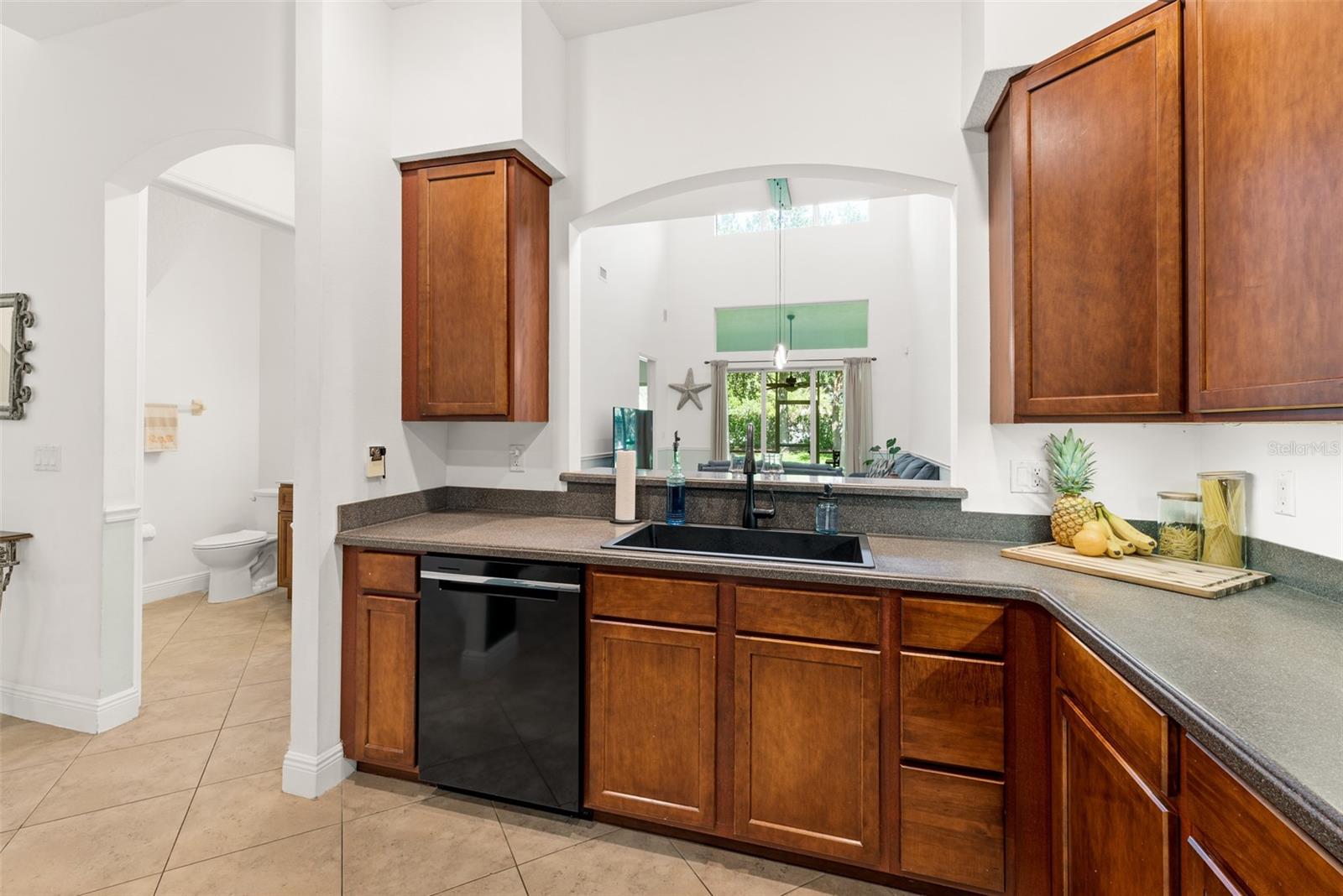 PERLAS DEL MAR CONDO - Residential