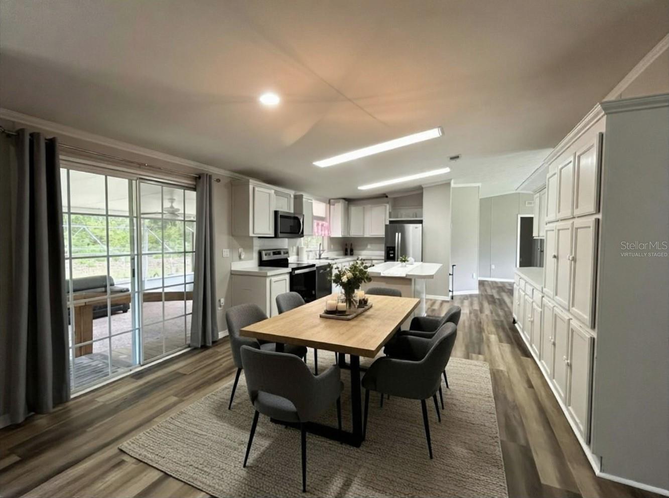 QUAIL ROOST ESTATES UNREC - Residential