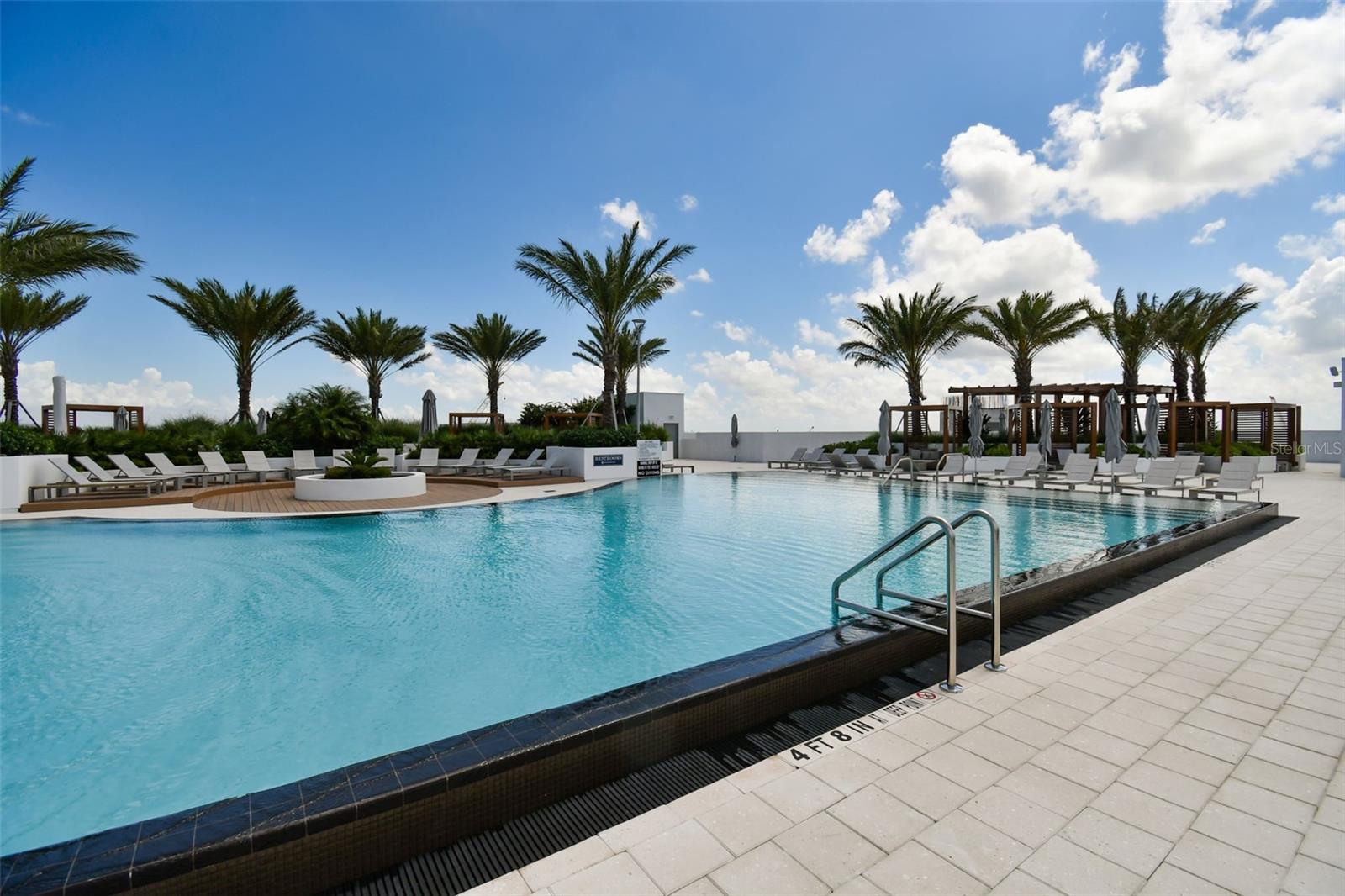 MARINA POINTE EAST - Residential