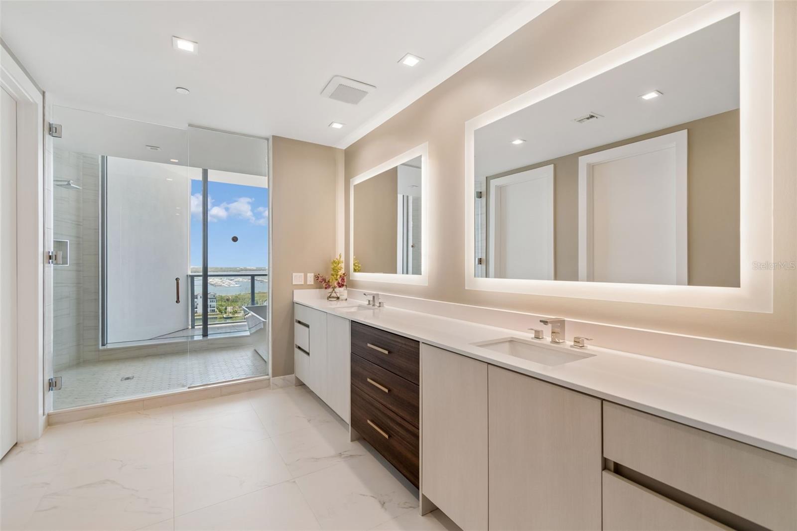 MARINA POINTE EAST - Residential