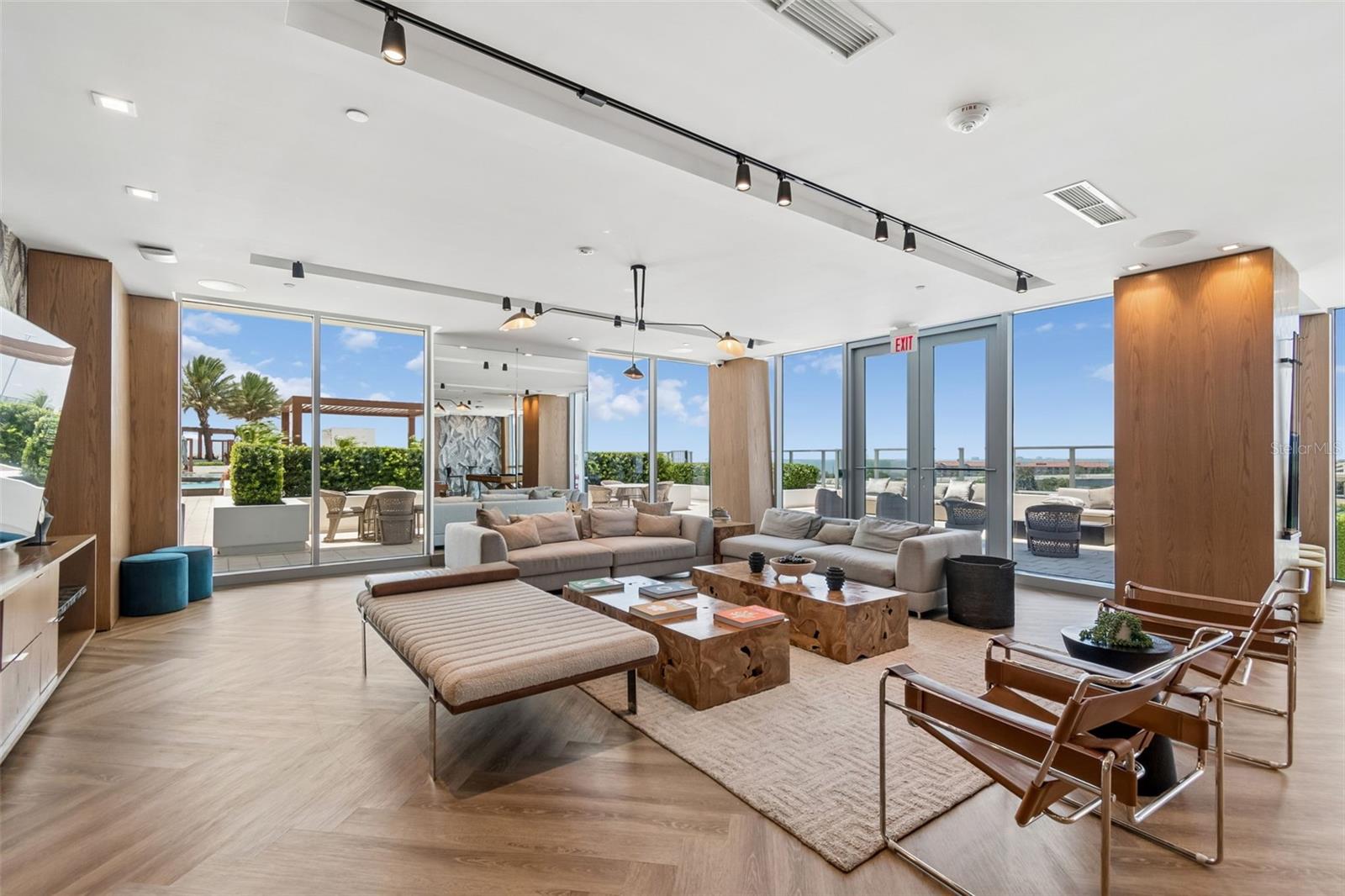 MARINA POINTE EAST - Residential
