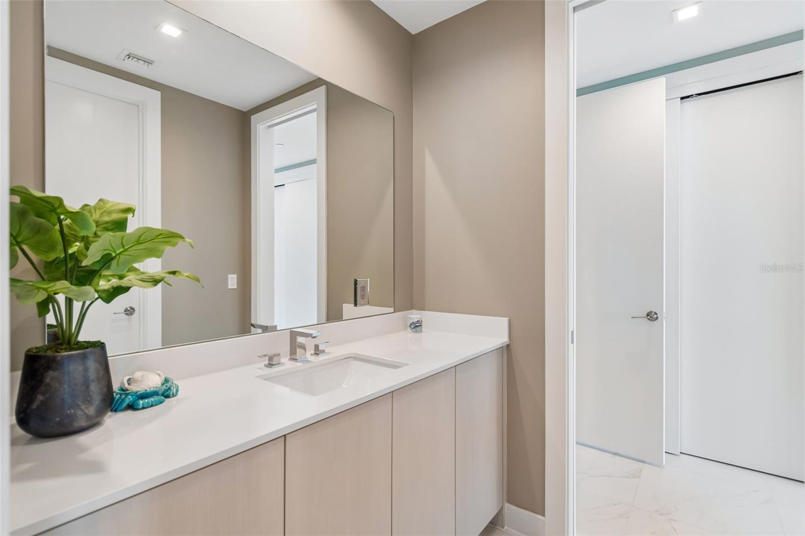 MARINA POINTE EAST - Residential