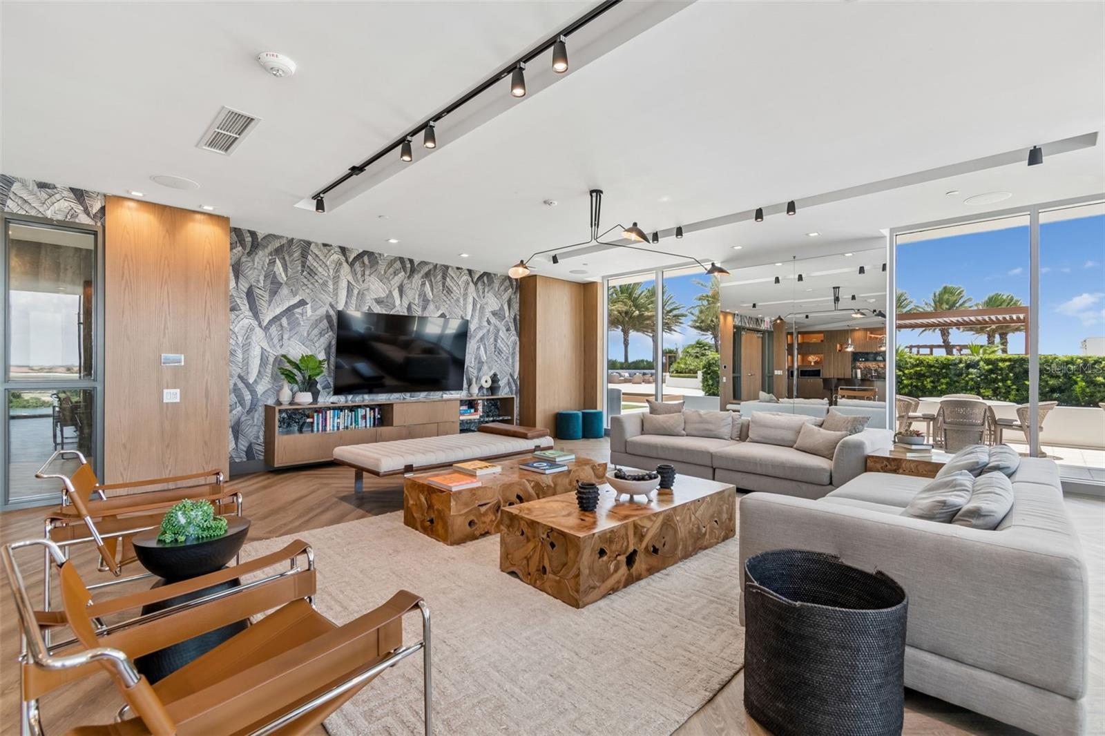 MARINA POINTE EAST - Residential