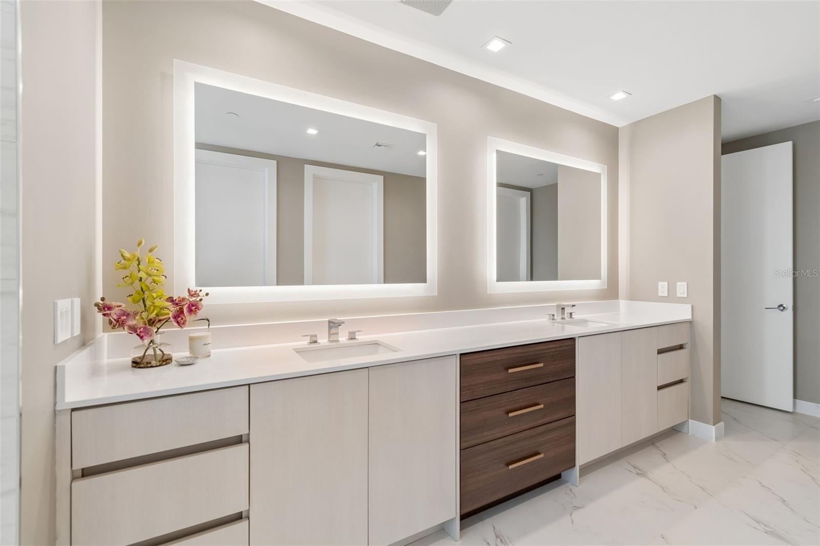 MARINA POINTE EAST - Residential