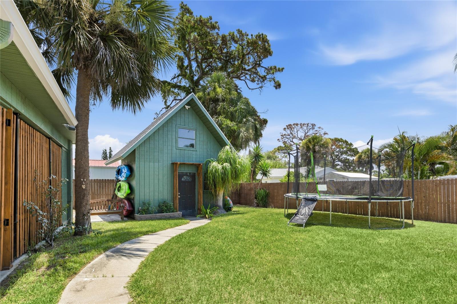 BAY POINT CORR OF - Residential