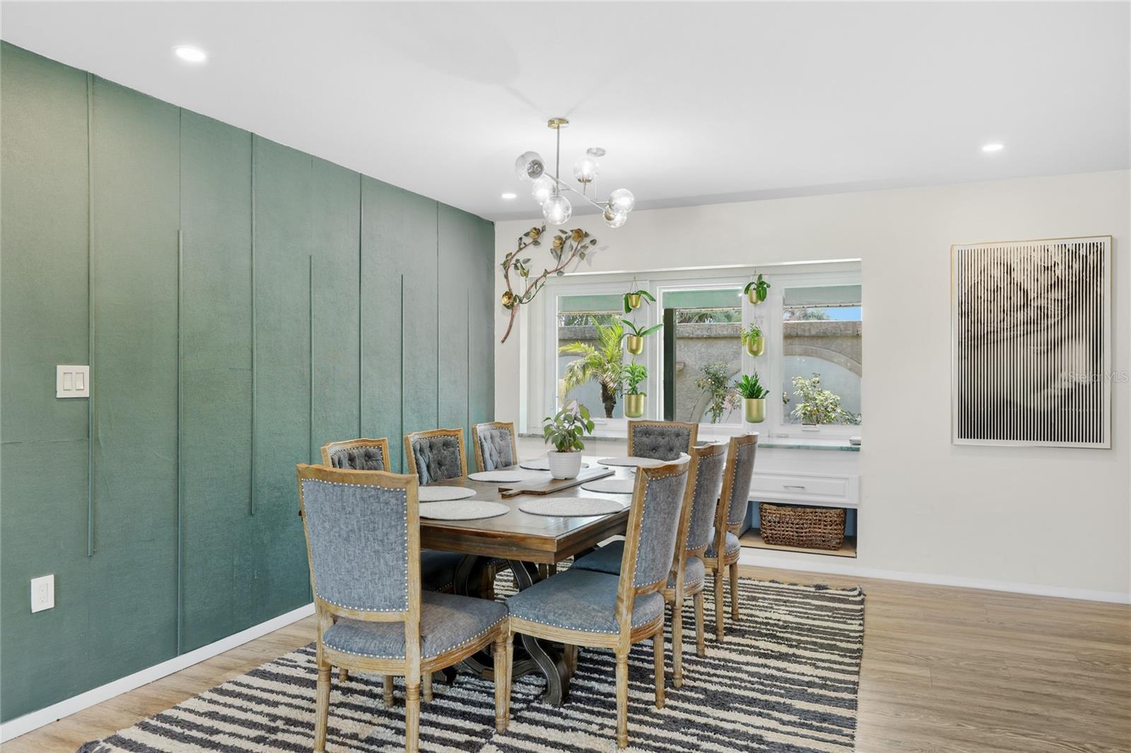 BAY POINT CORR OF - Residential