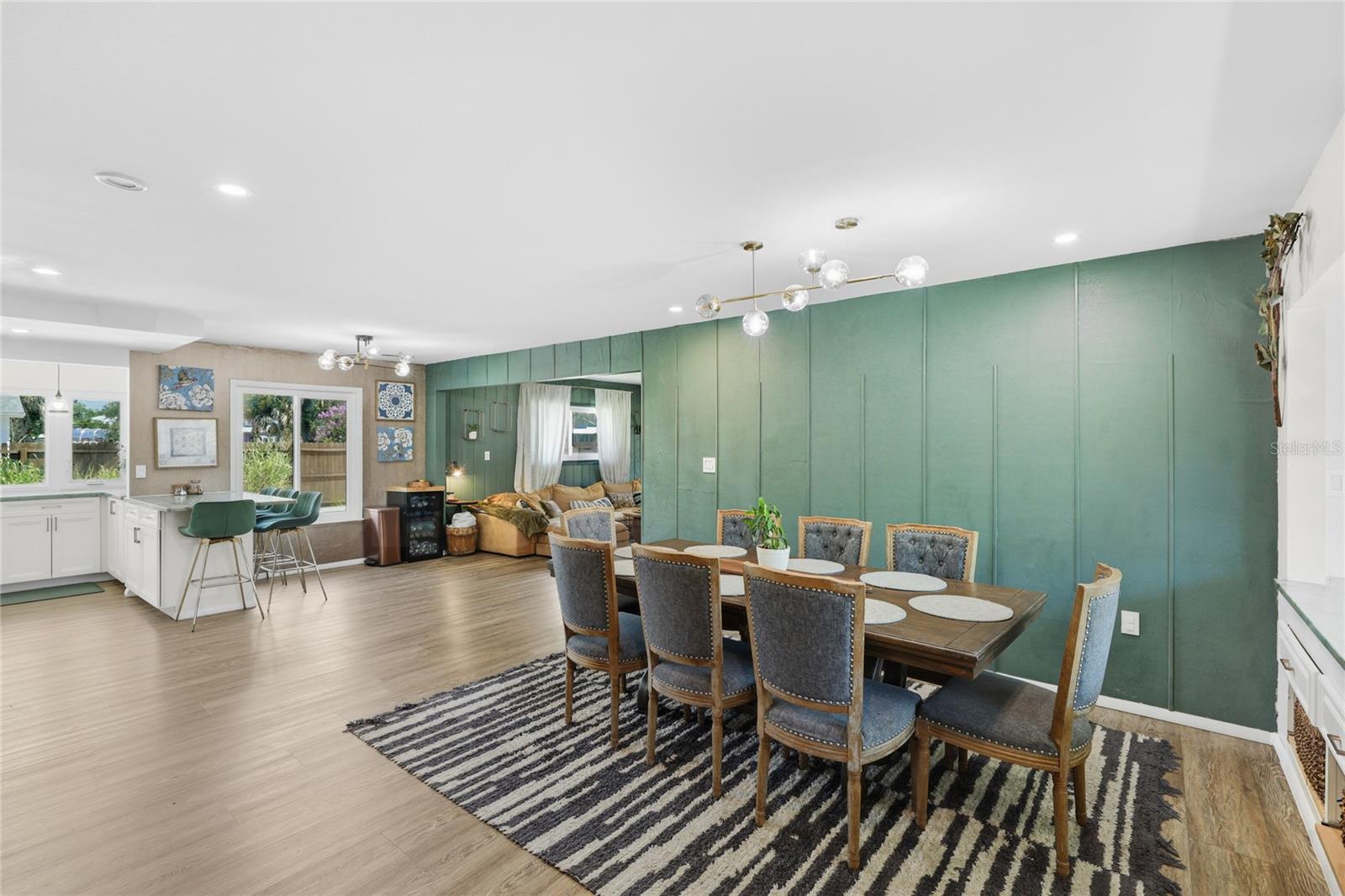 BAY POINT CORR OF - Residential