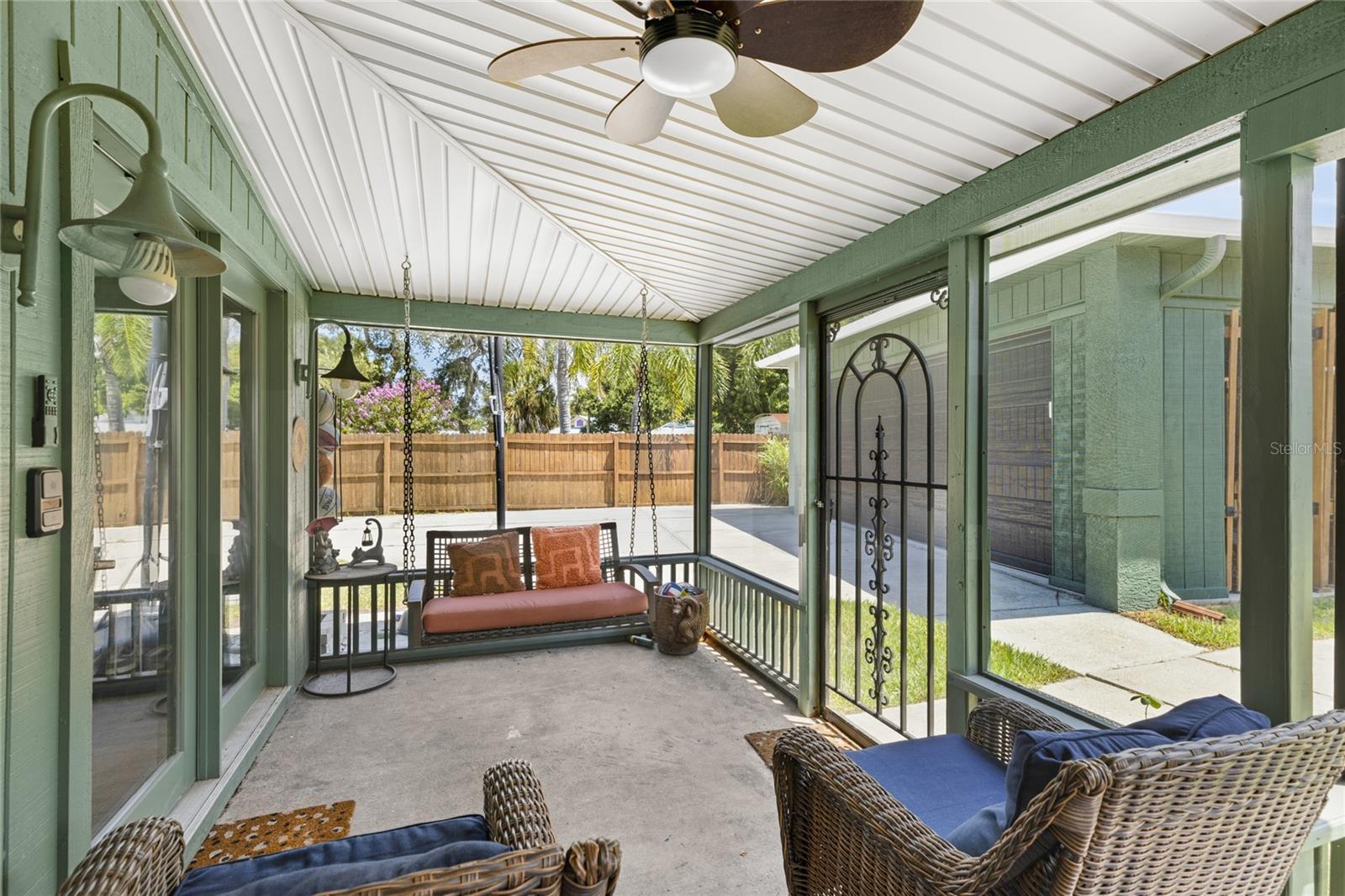 BAY POINT CORR OF - Residential