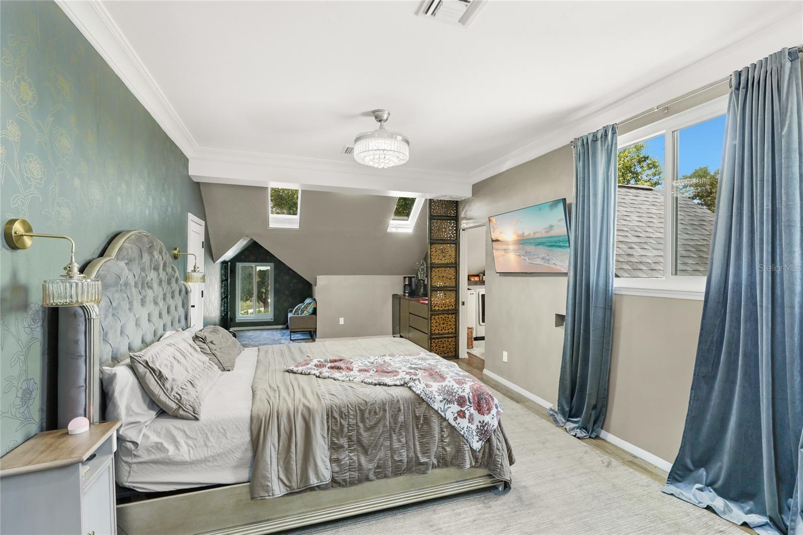 BAY POINT CORR OF - Residential