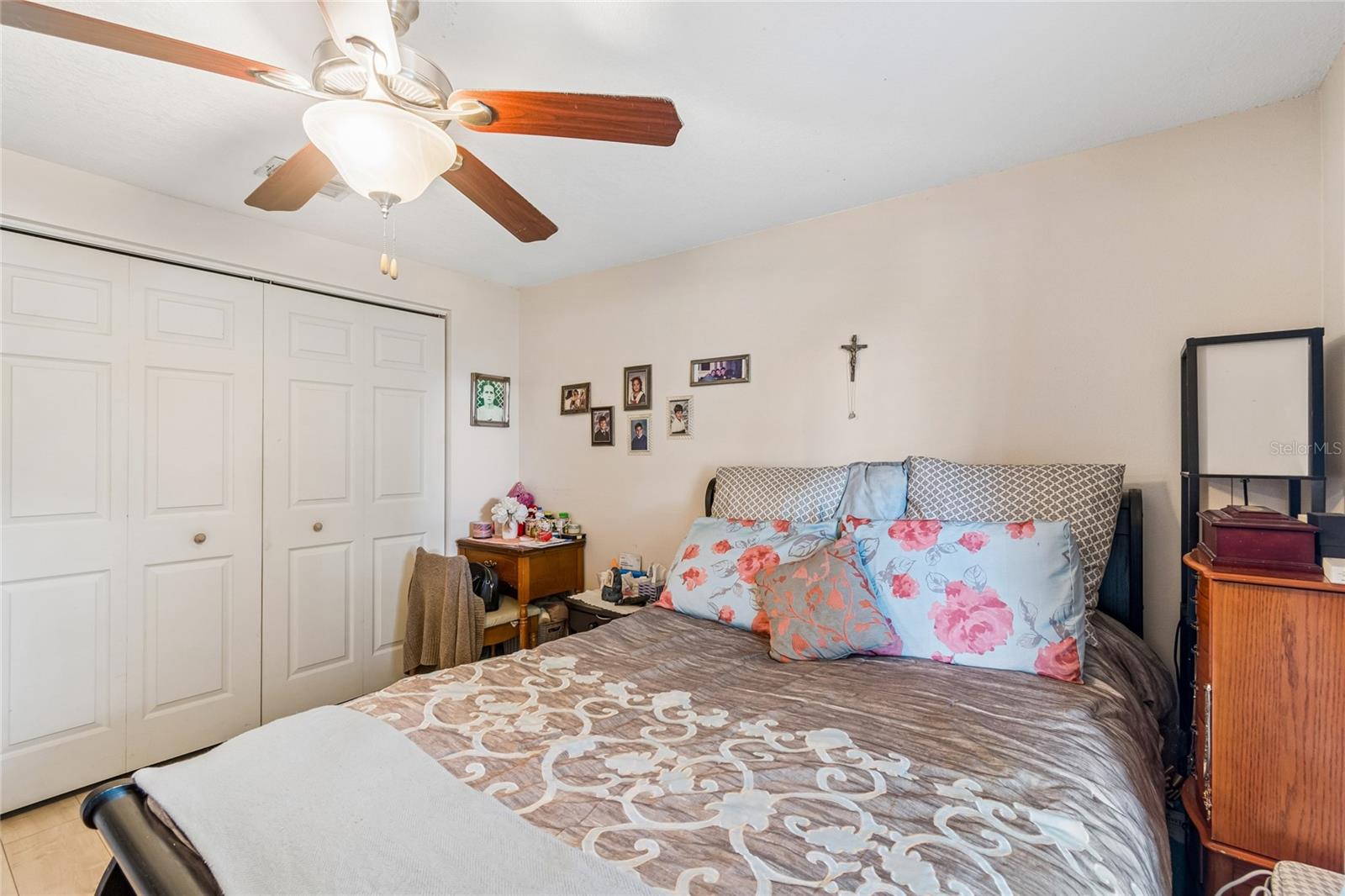 MANDARIN LAKES - Residential