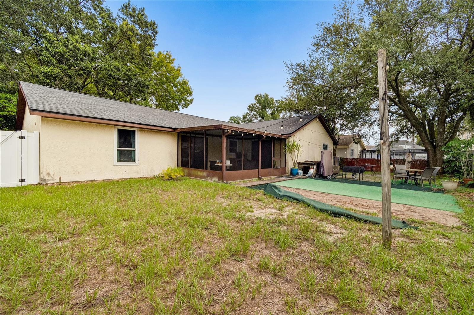 MANDARIN LAKES - Residential