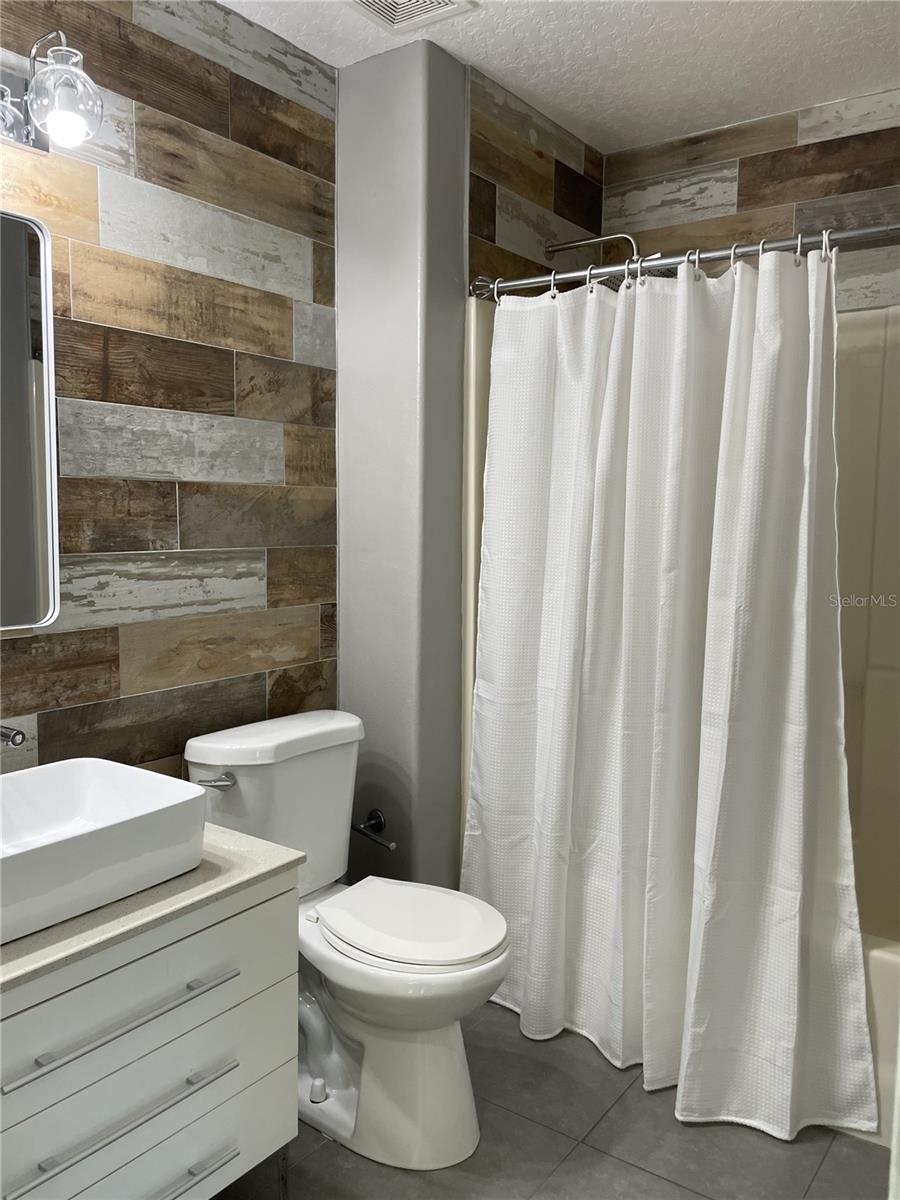 NEW RIVER LAKES VILLAGE B2 & D - Residential