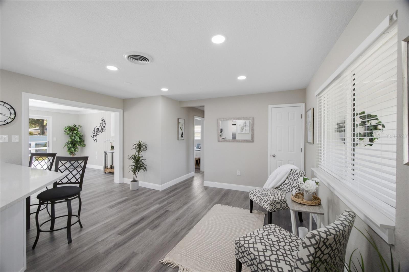 PALM RIDGE MANOR 1ST ADD - Residential