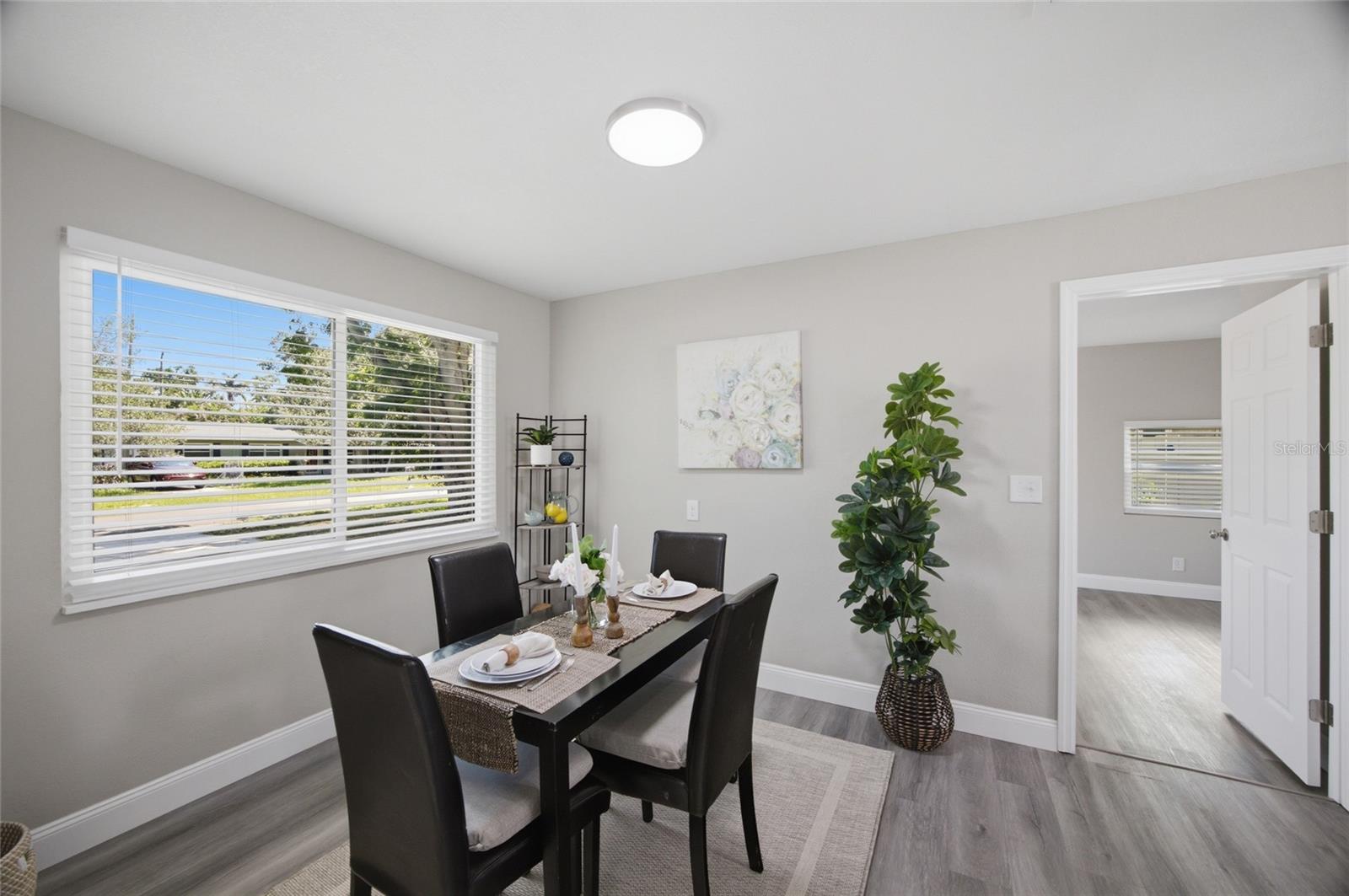 PALM RIDGE MANOR 1ST ADD - Residential