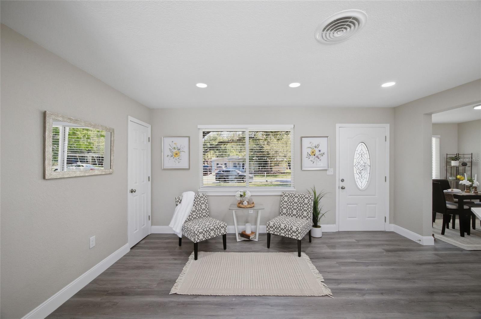 PALM RIDGE MANOR 1ST ADD - Residential