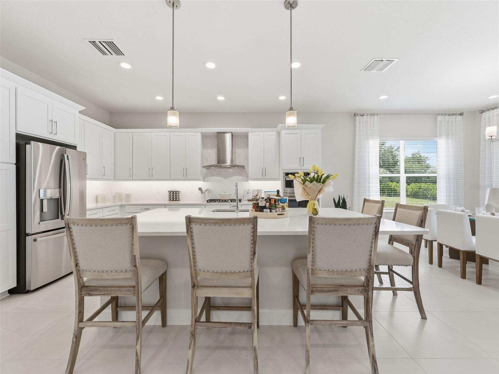 VALENCIA RIDGE - Residential