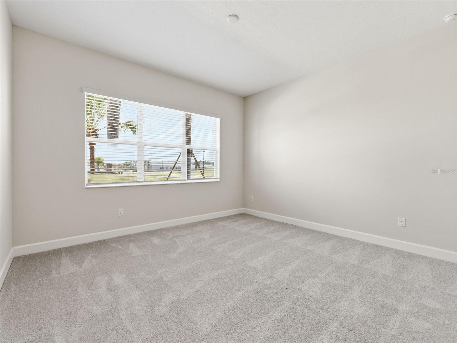 VALENCIA RIDGE - Residential