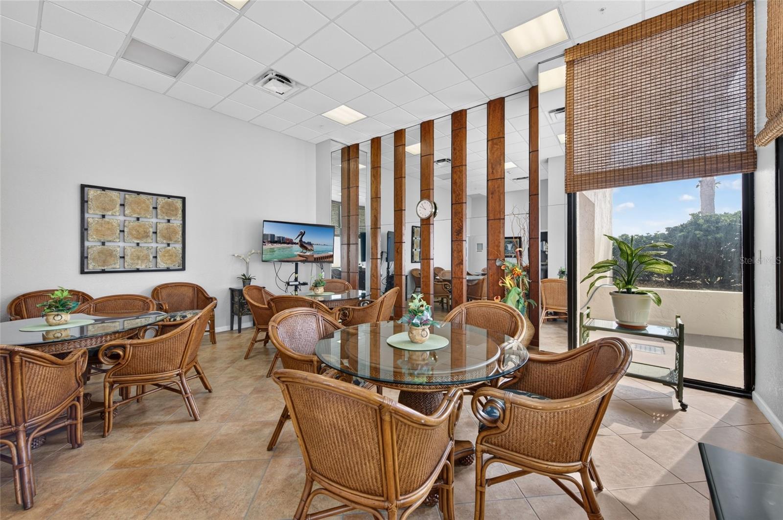 OCEANS SEVEN - Residential