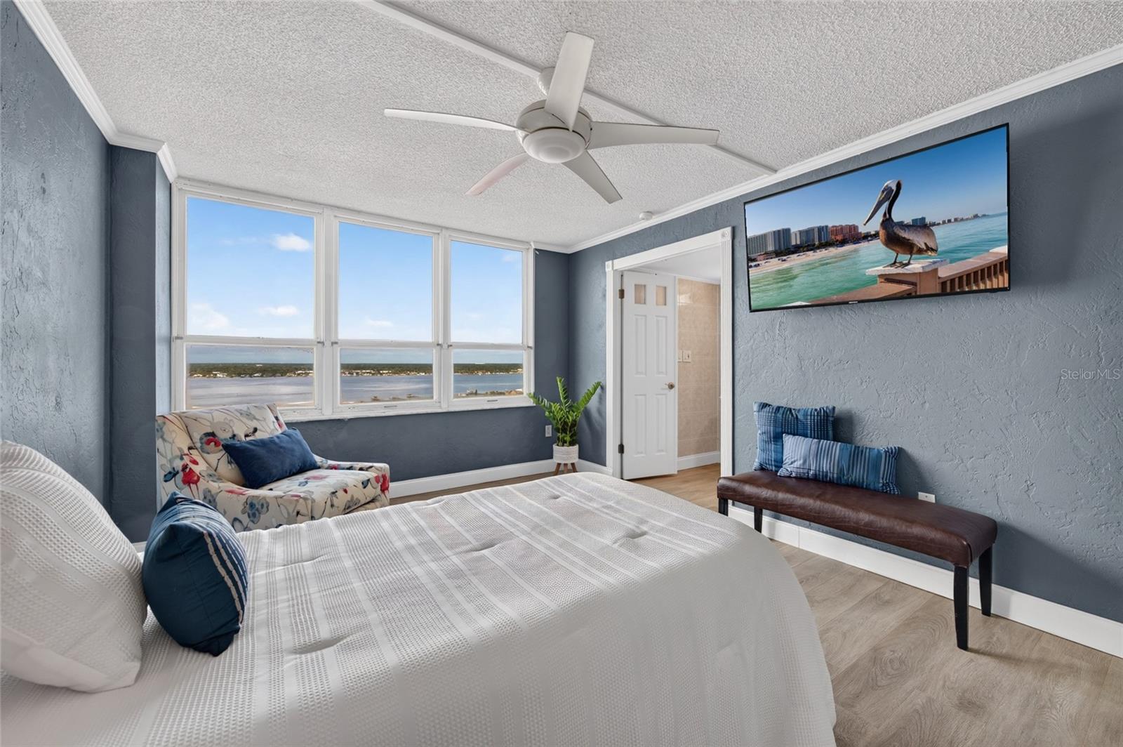 OCEANS SEVEN - Residential