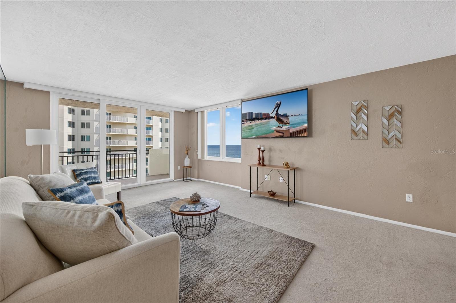 OCEANS SEVEN - Residential