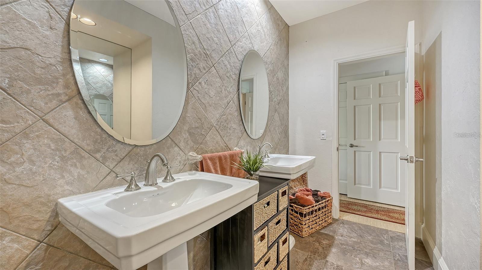 OAKS - Residential