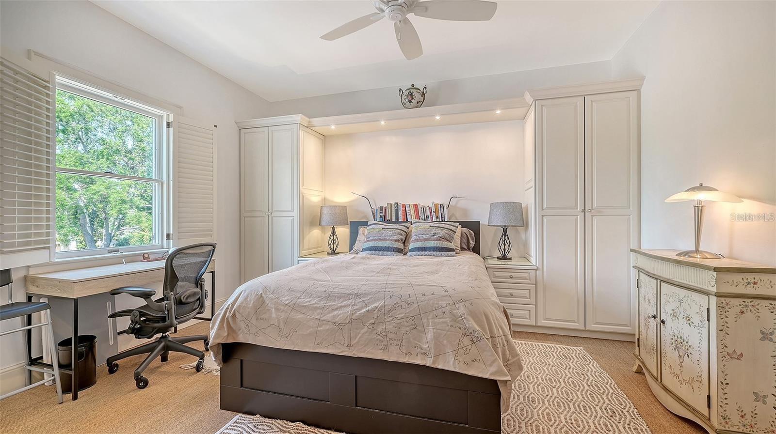 OAKS - Residential