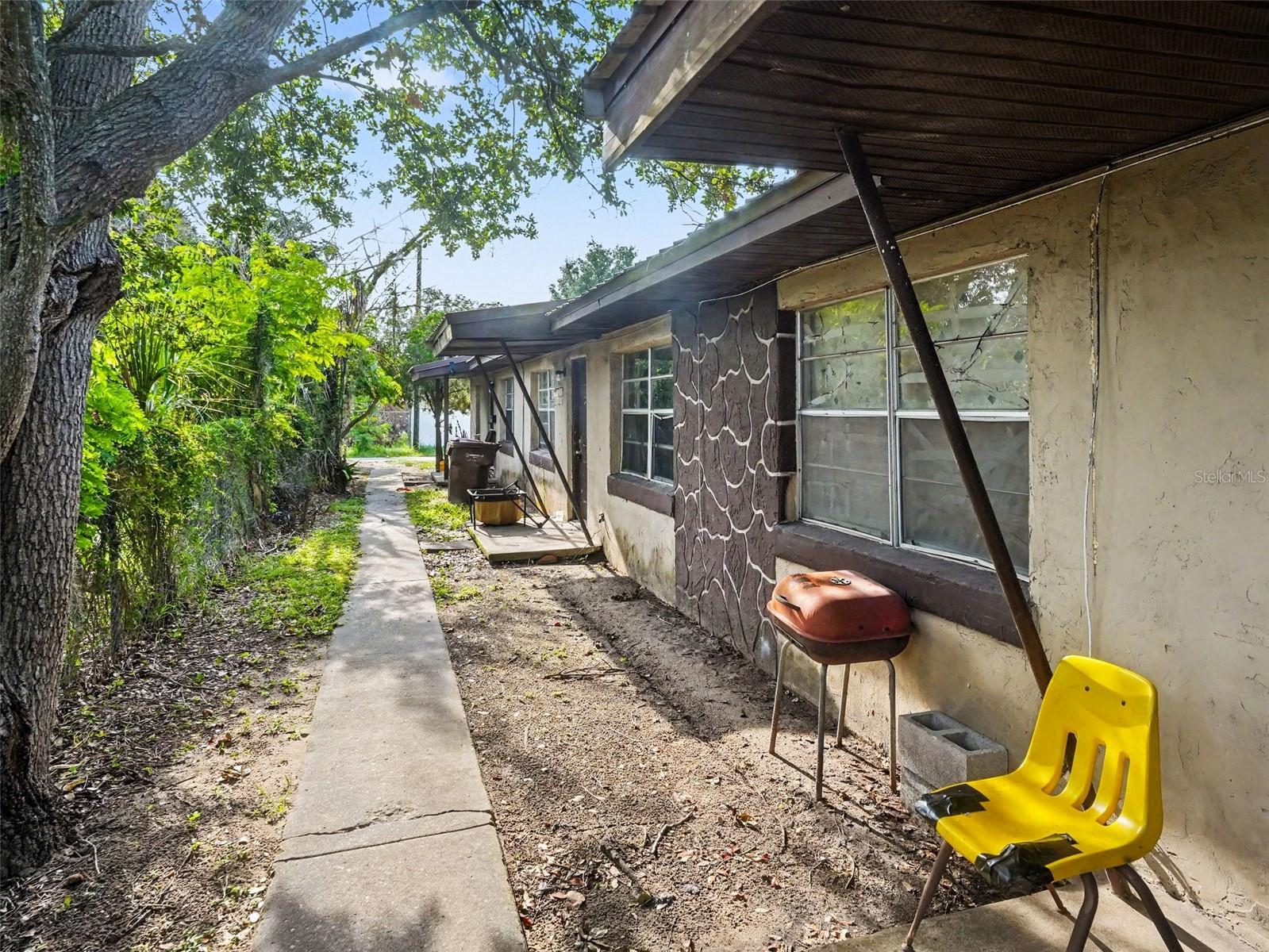 LINCOLN PARK ADD - Residential Income