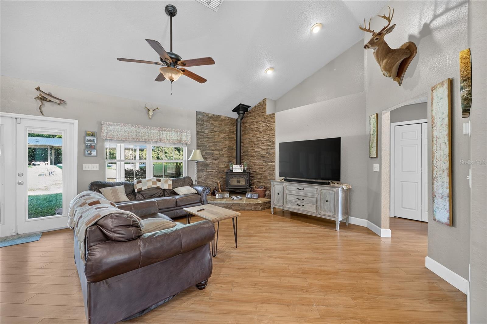 MEADOWBROOK RANCHES ADD 01 - Residential