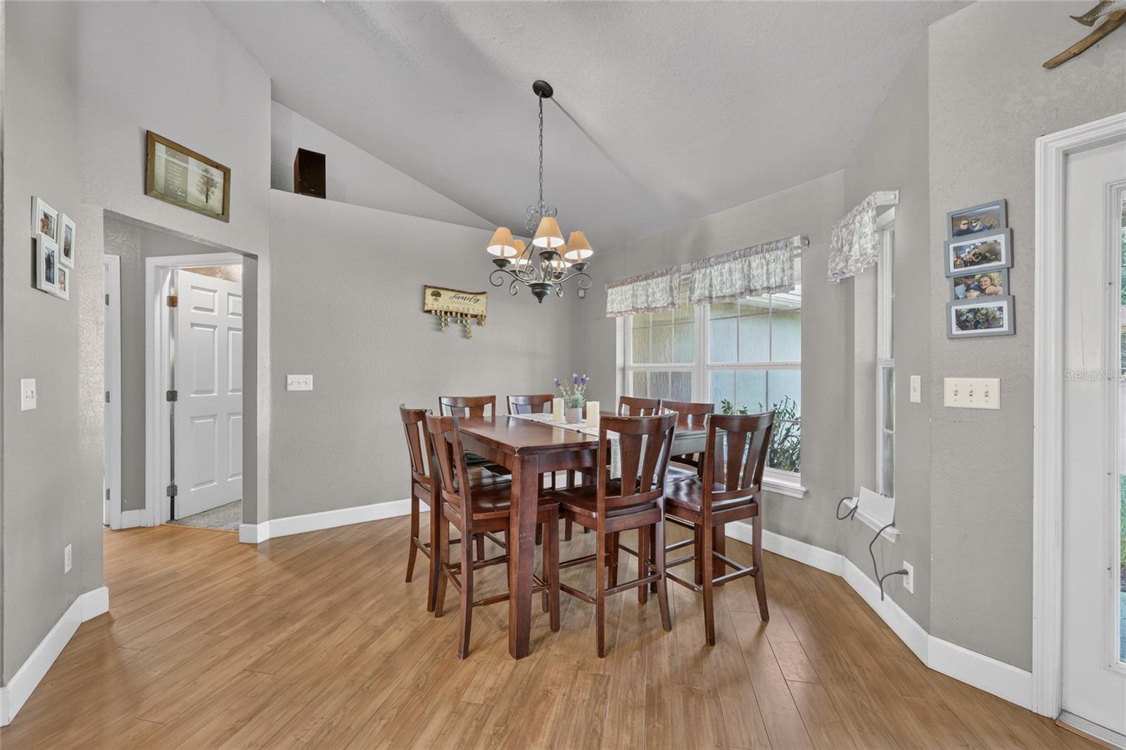MEADOWBROOK RANCHES ADD 01 - Residential