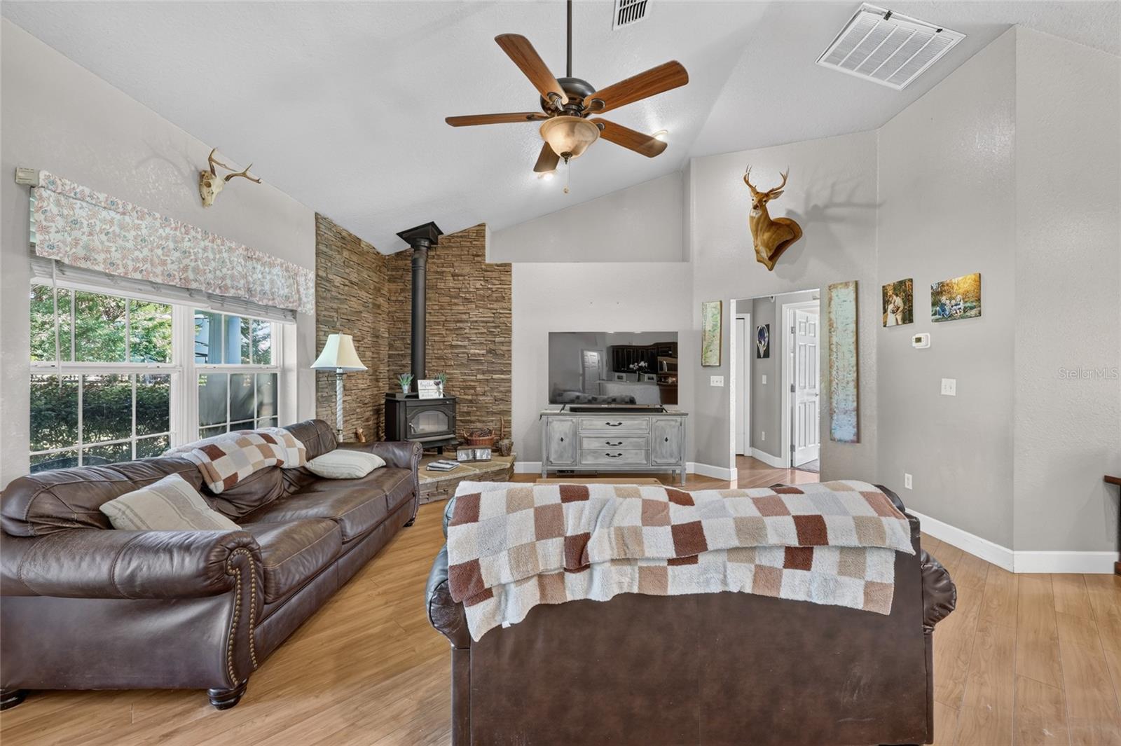 MEADOWBROOK RANCHES ADD 01 - Residential
