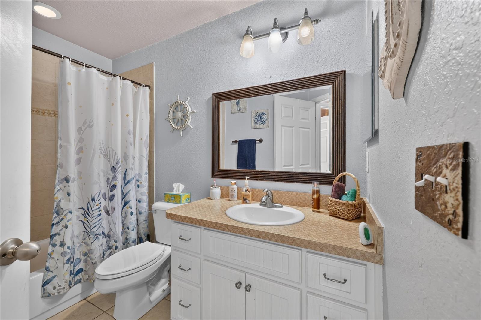 MEADOWBROOK RANCHES ADD 01 - Residential