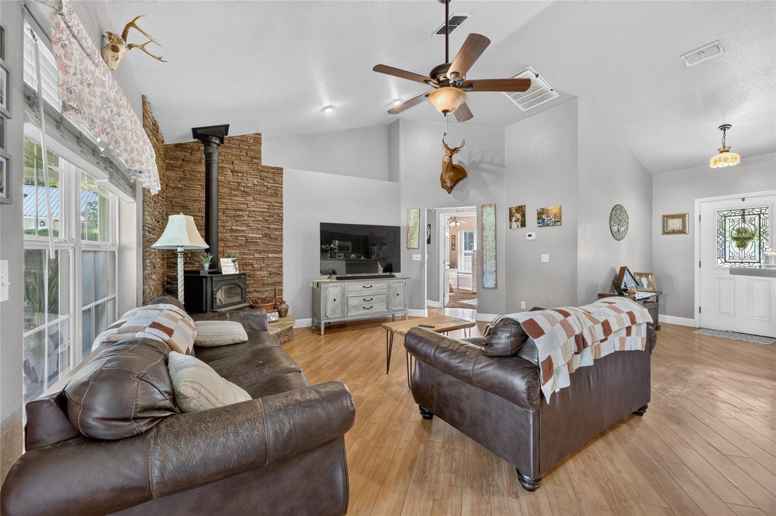 MEADOWBROOK RANCHES ADD 01 - Residential