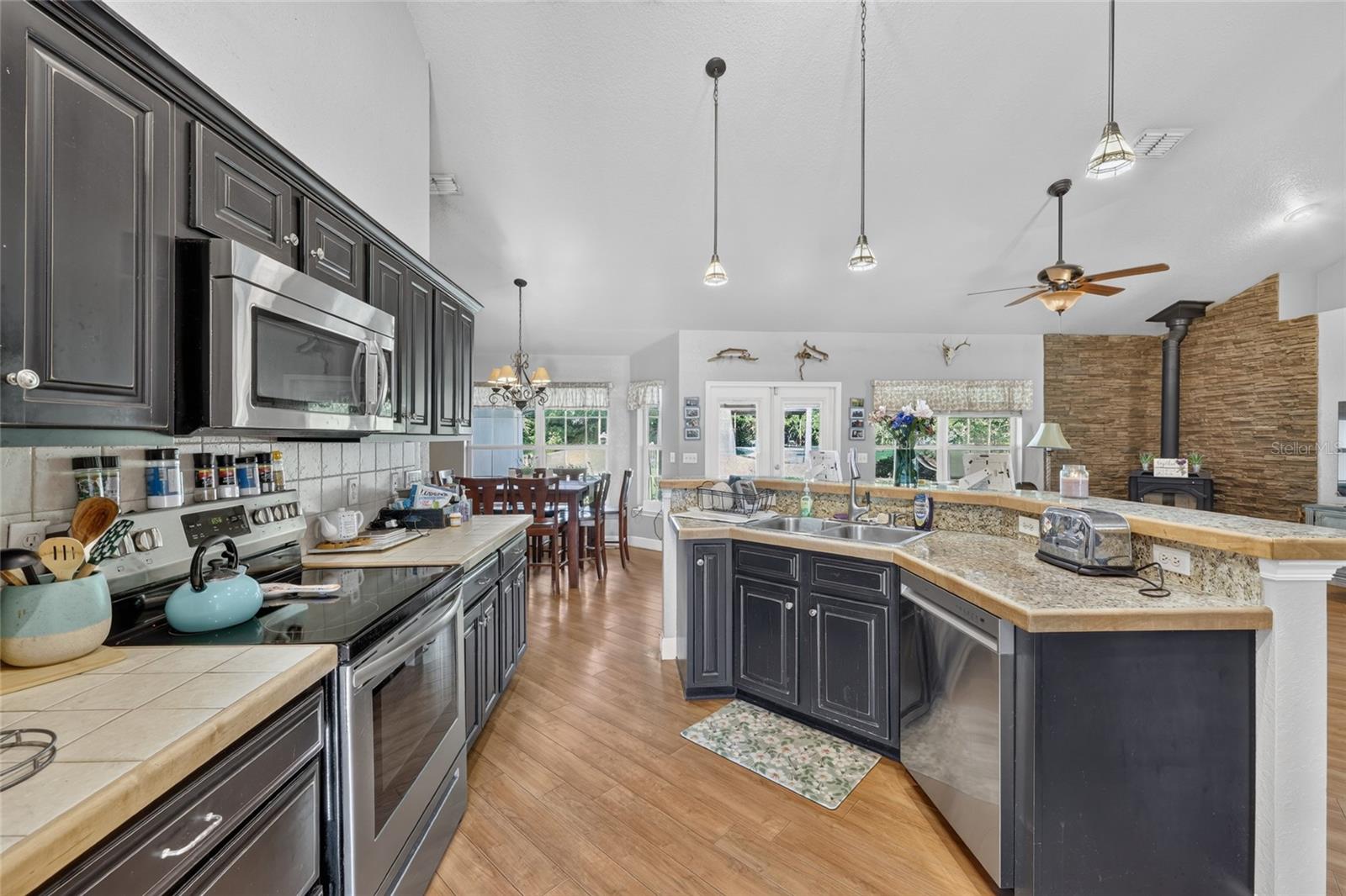 MEADOWBROOK RANCHES ADD 01 - Residential
