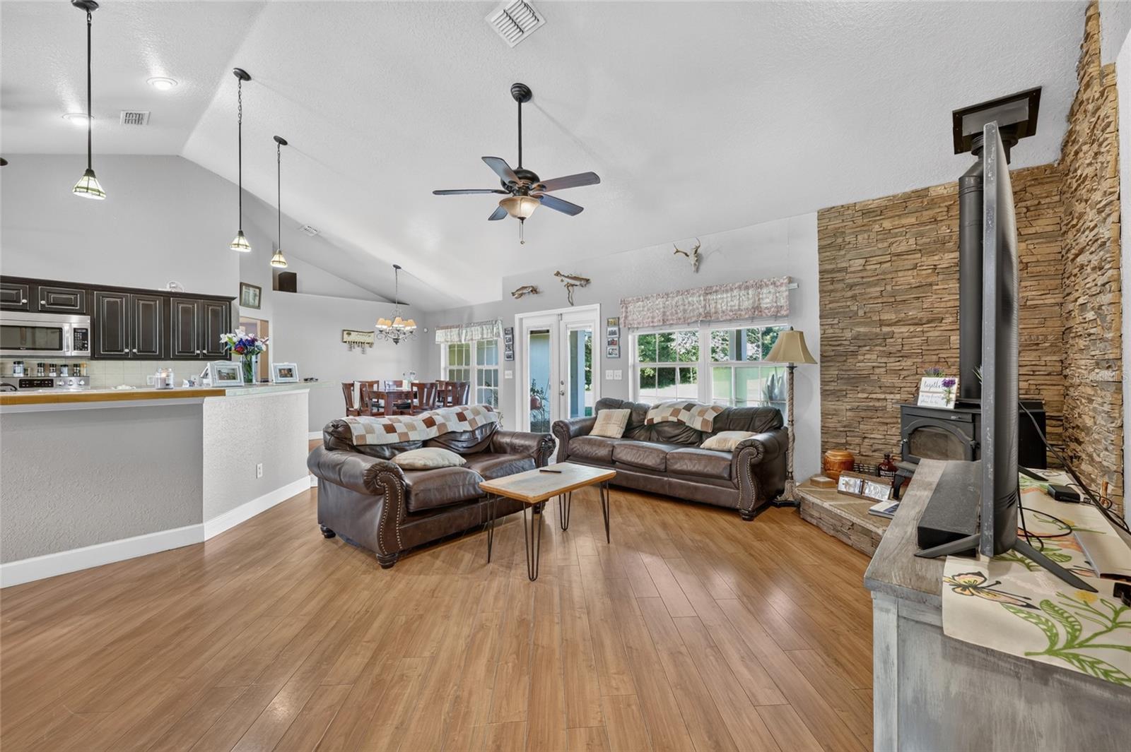 MEADOWBROOK RANCHES ADD 01 - Residential