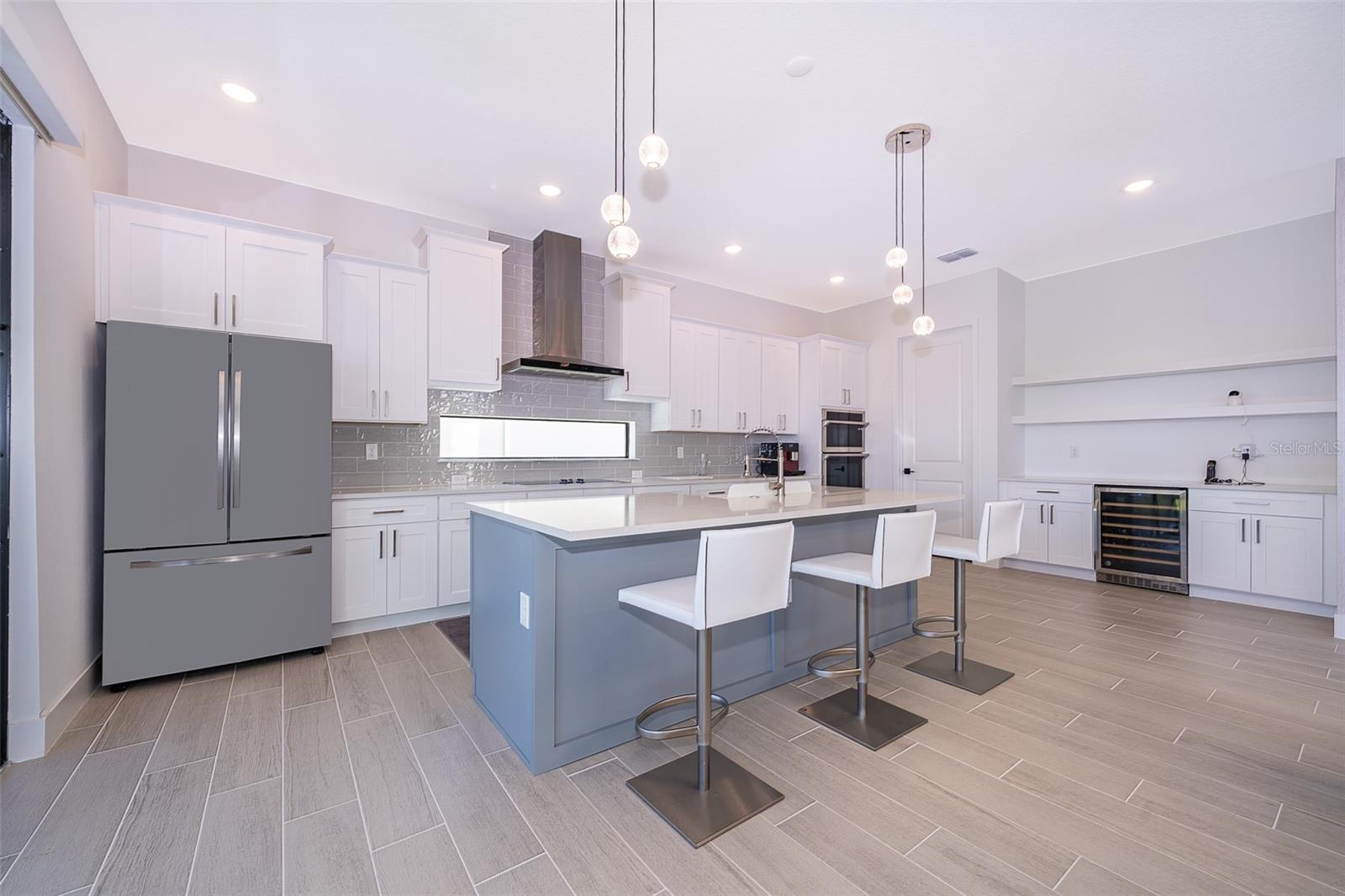 BELLA COLLINA WEST SUB - Residential