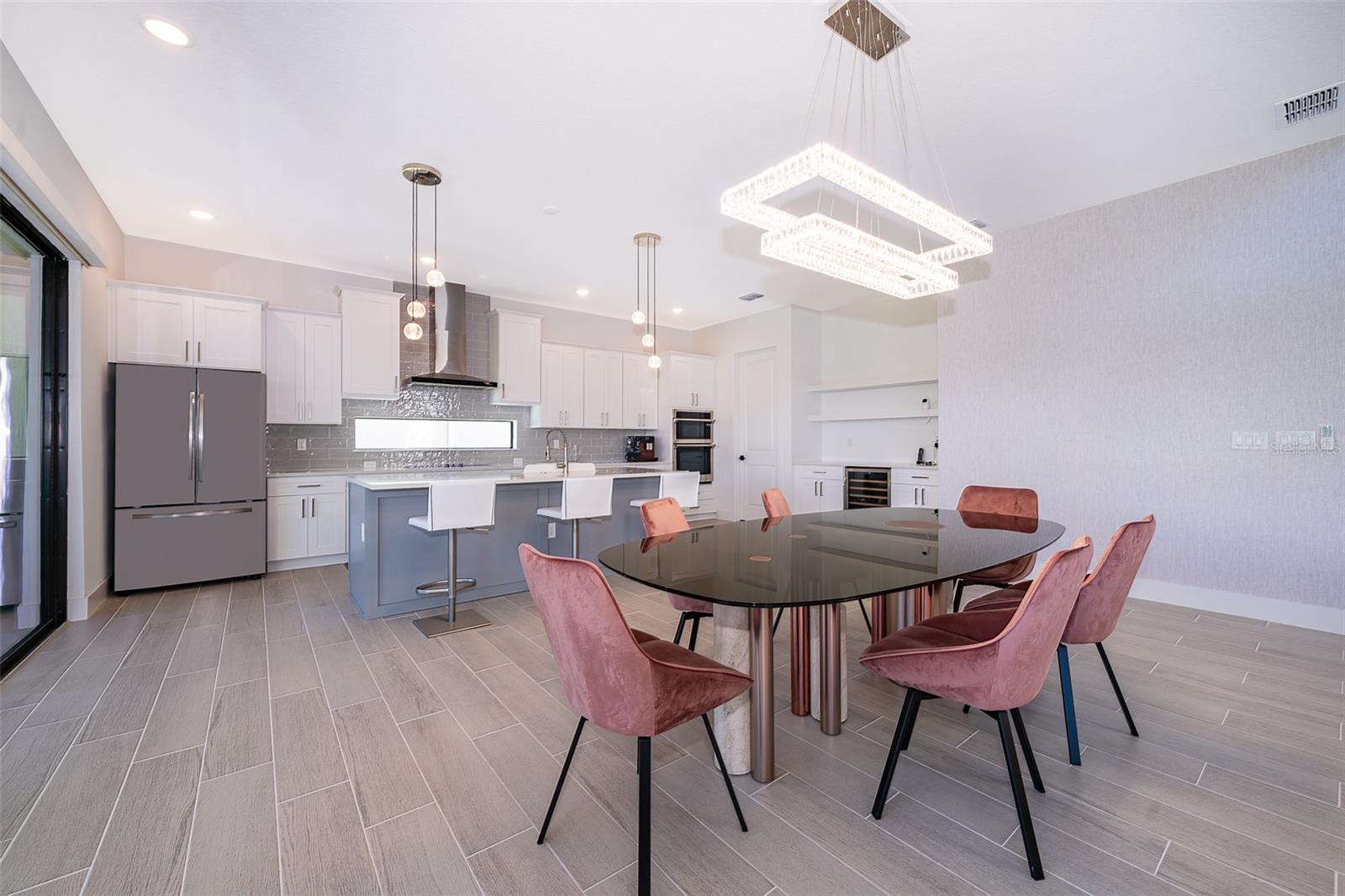BELLA COLLINA WEST SUB - Residential