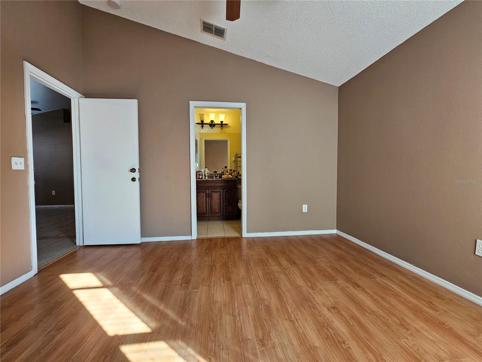 HEATHER GLEN AT MEADOW WOODS 43/134 - Residential