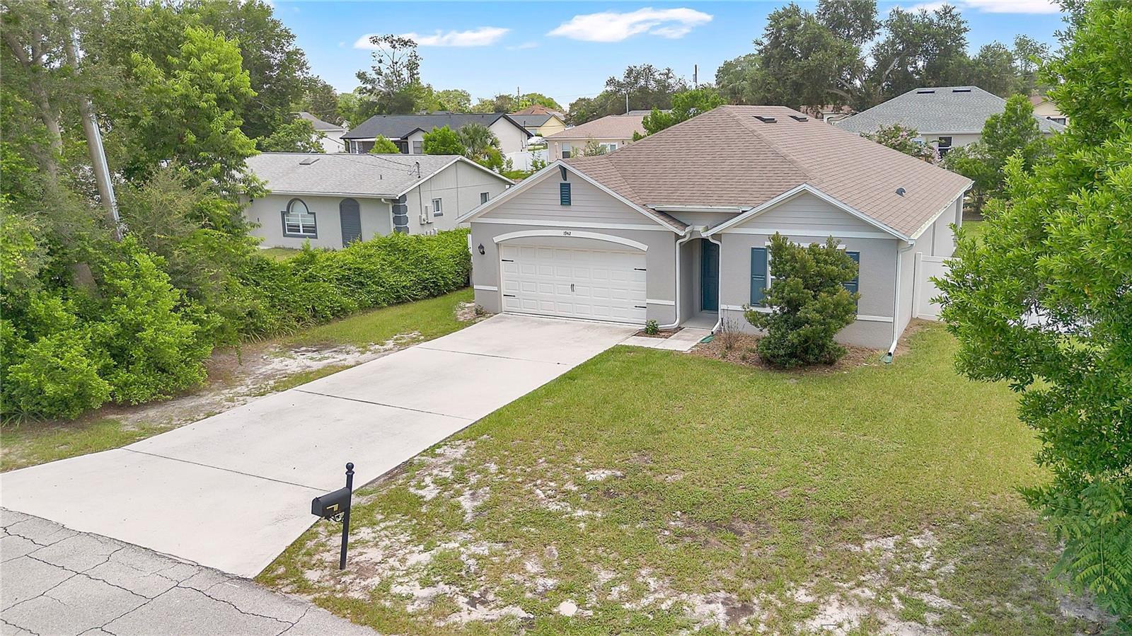 DELTONA LAKES UNIT 13 - Residential